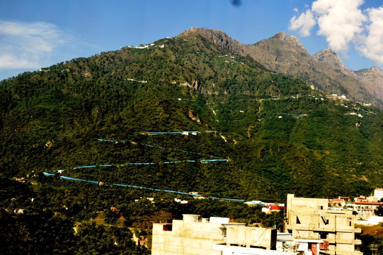 K C Residency Vaishnodevi Ξενοδοχείο Katra  Εξωτερικό φωτογραφία