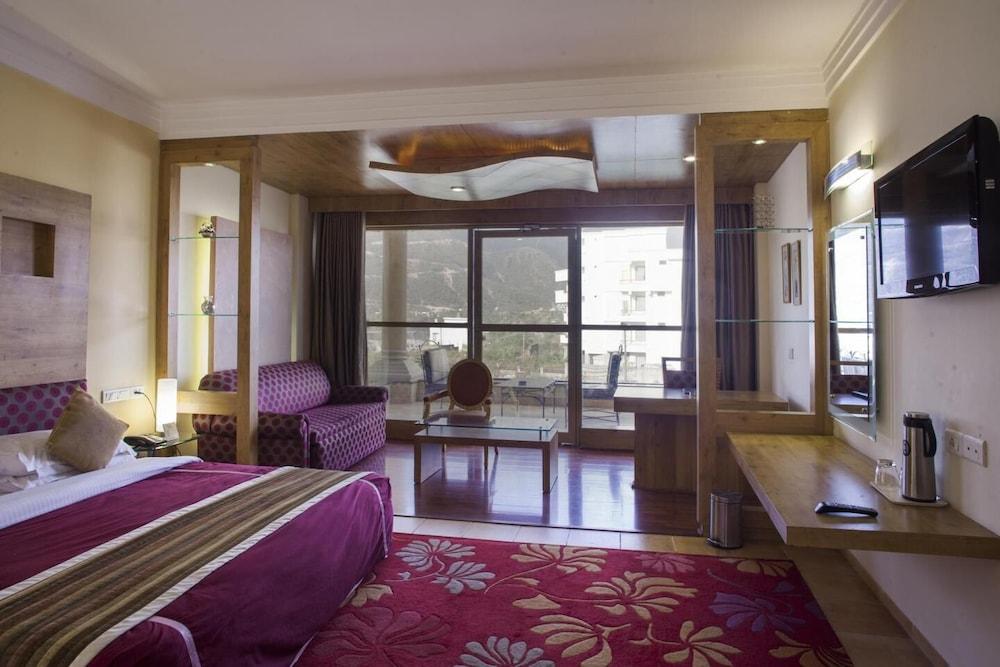K C Residency Vaishnodevi Ξενοδοχείο Katra  Εξωτερικό φωτογραφία