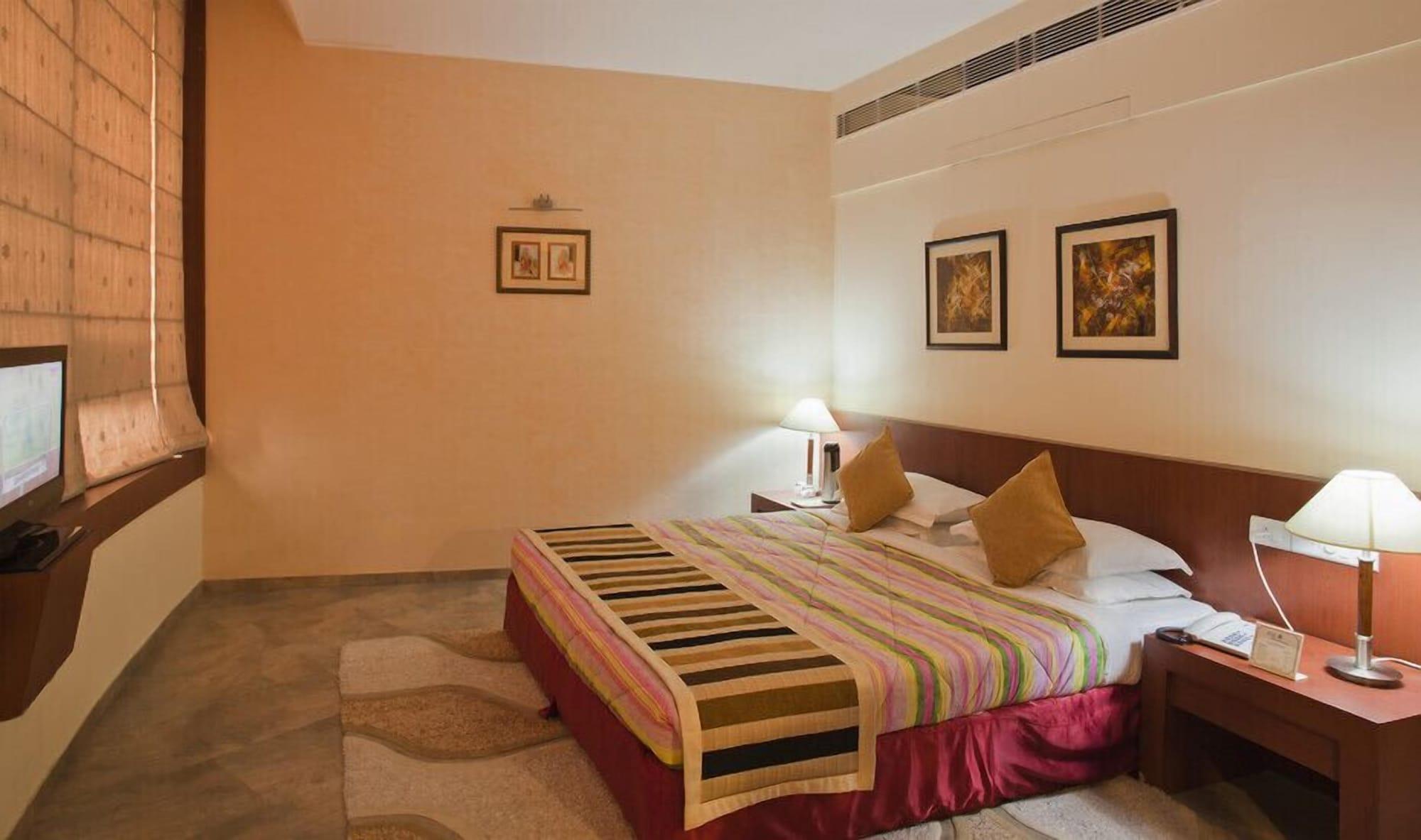 K C Residency Vaishnodevi Ξενοδοχείο Katra  Εξωτερικό φωτογραφία