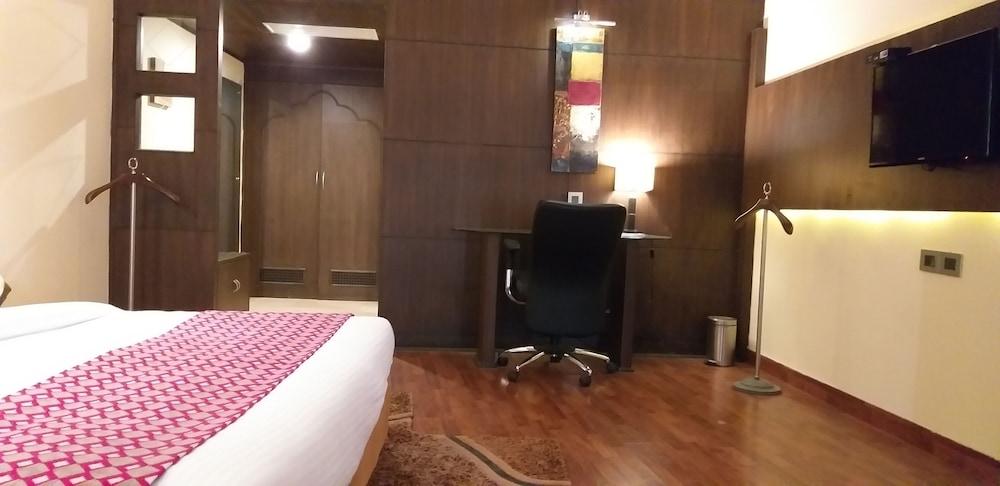 K C Residency Vaishnodevi Ξενοδοχείο Katra  Εξωτερικό φωτογραφία