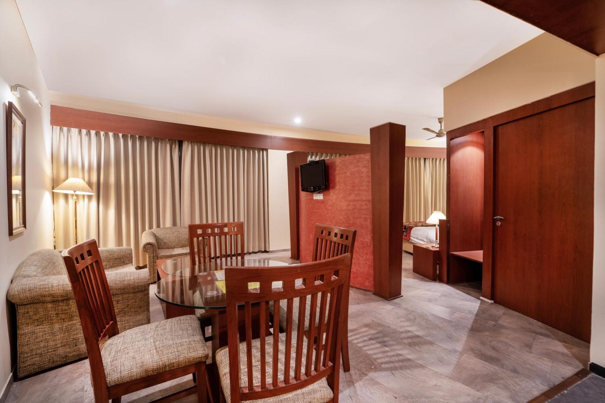 K C Residency Vaishnodevi Ξενοδοχείο Katra  Εξωτερικό φωτογραφία
