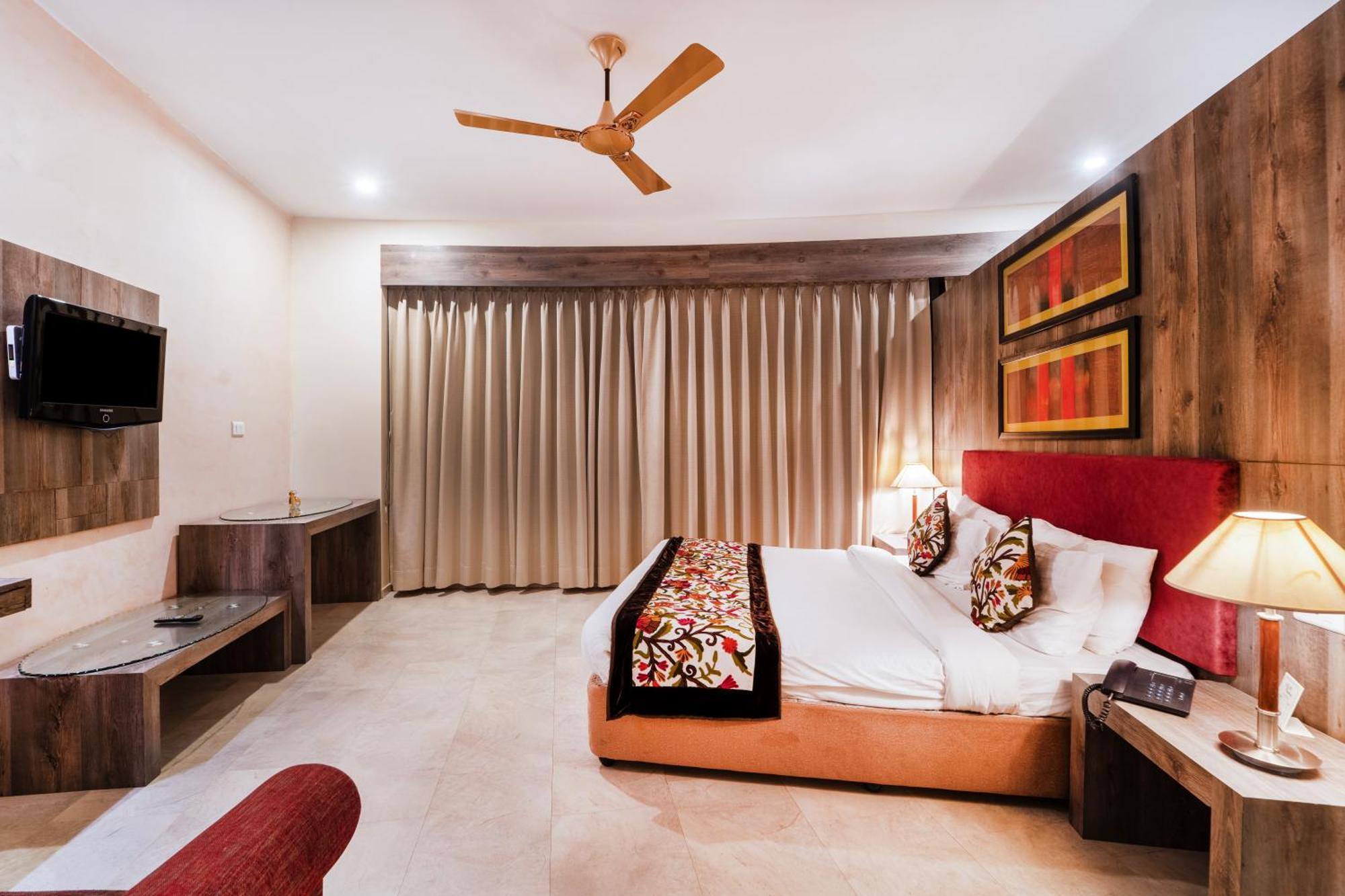 K C Residency Vaishnodevi Ξενοδοχείο Katra  Εξωτερικό φωτογραφία