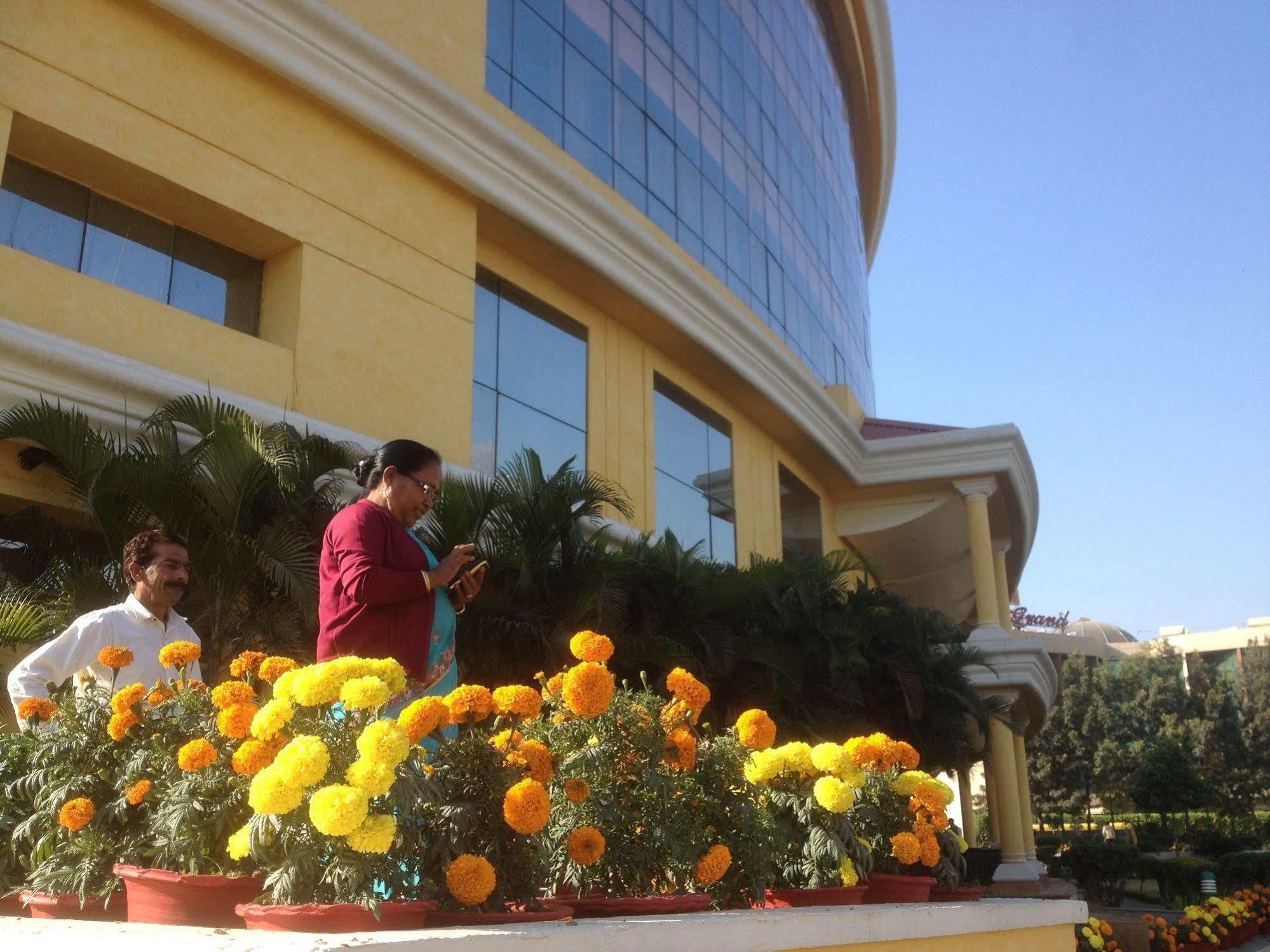 K C Residency Vaishnodevi Ξενοδοχείο Katra  Εξωτερικό φωτογραφία